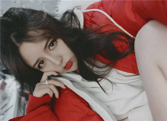 熊猫主播yoyo贝私播5部 [11P+5V/3.3G]