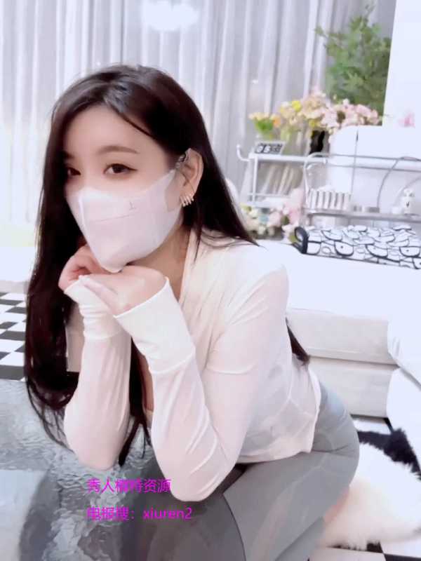 杨晨晨 最新剧情夜跑偶遇猛男带回家享受撞击 [1V/557M]