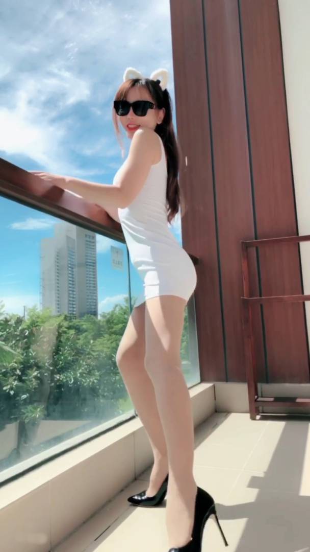 艾小青(aixiaoqing) 合集下载 [1422P+266V/42.91GB]