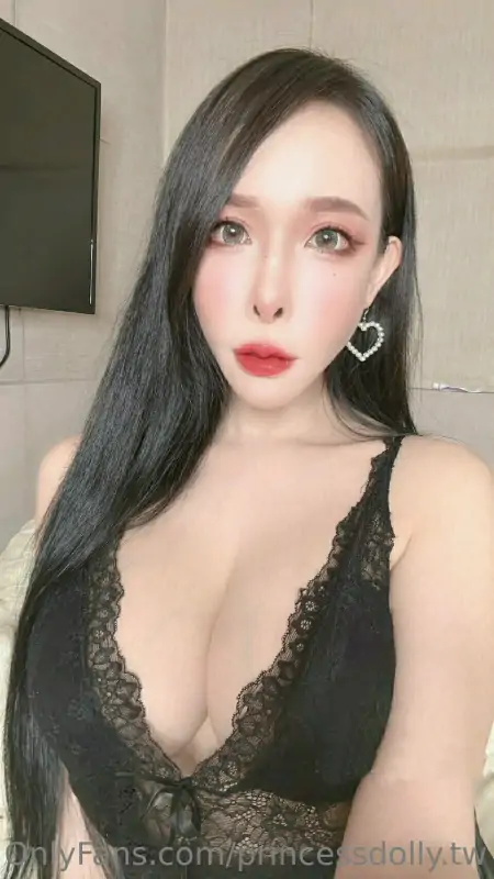Princessdolly OnlyFans尺度私拍视图合集 [79P+20V/549M]