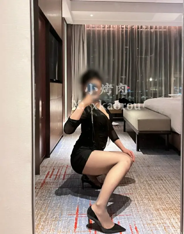 小烤肉 订阅尺度视图合集 第二弹 [33P+38V/8.20G]