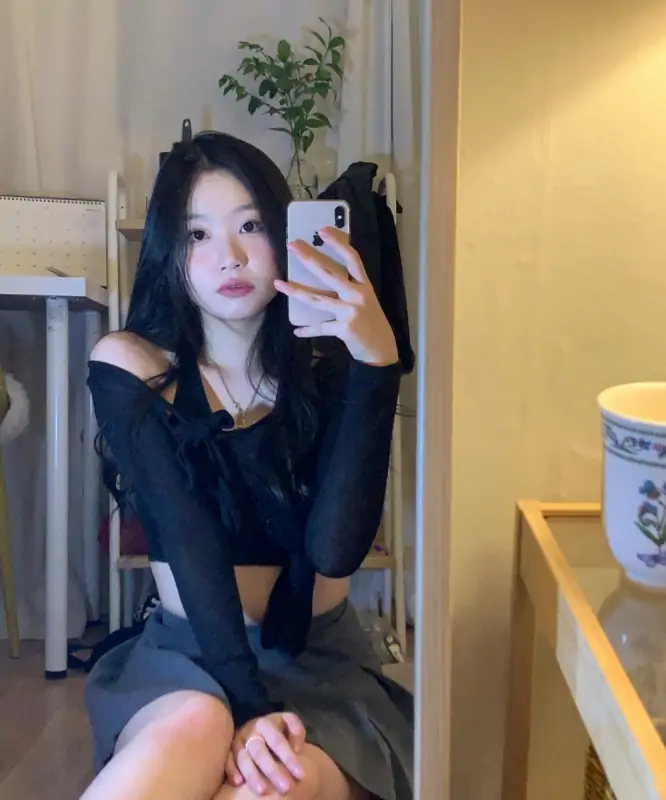 yumi_03 Onlyfans 视图合集 [127P+28V/2.62G]