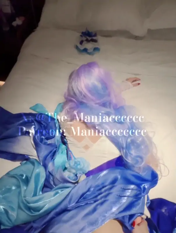 Maniacccccc – 新作4分钟 订阅Cos坎特雷拉 [2V/201MB]