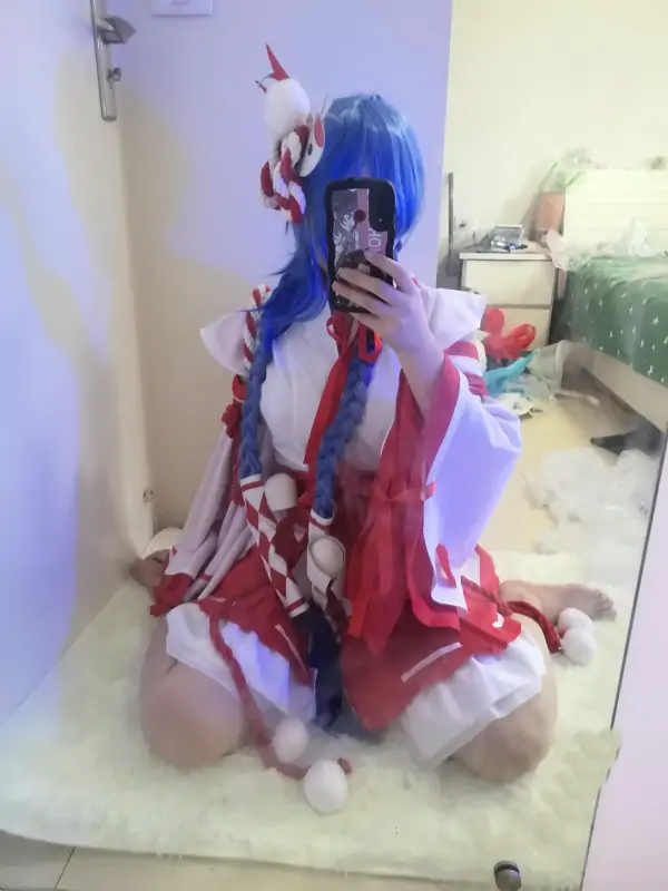 沐沐酱 – 新增 [完整版] 11分钟 Cos大乔伊势女巫 [61P+3V/1.92G]