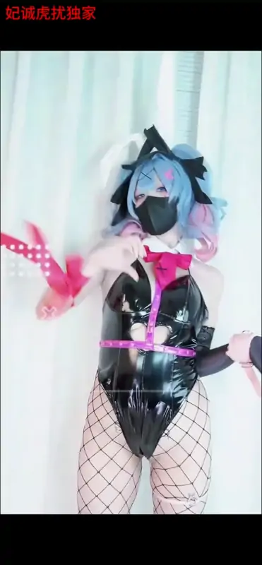 月野兔 – 新作 [门槛完整版] 1.21小时 7部Cos视频 [8V/2.16G]