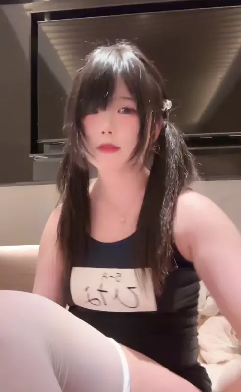 幸酱@liangjiang051020 – [520门槛] 57分钟双马尾订阅作品 [7P+1V/667M]