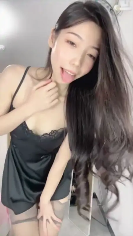 【丝丝 思思】极品大长腿至10月新合集第二弹 [11V/10.5G]