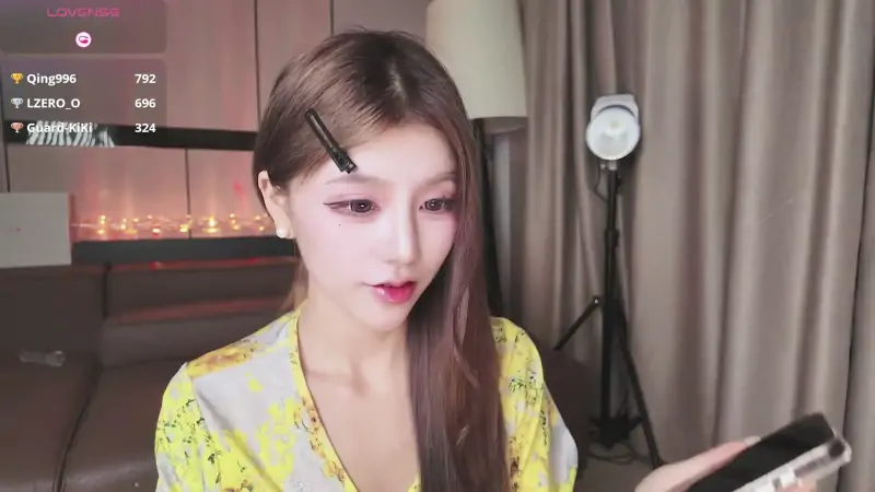 SP站  极品尤物 【Kiki–2025】部分门票房高跟丝袜最新131部合集3 [18V/8.79G]