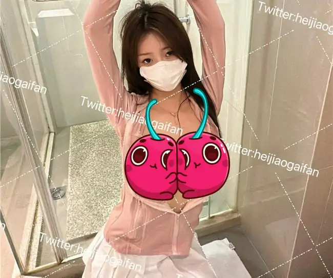 流泪番茄 – 新作 41分钟 小白花 [4V/704MB]