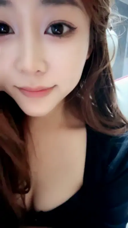 超级漂亮女神【猫猫妹妹】[2V/1.47G]