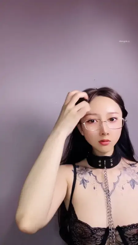 名媛御姐~白皙女神~逆天长腿~【甜喵猫】[5V/10.5G]